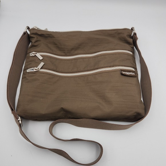 Baggallini Handbags - Baggallini Crossbody Shoulder Bag Brown Nylon Zippered Organizer Travel‎ Purse